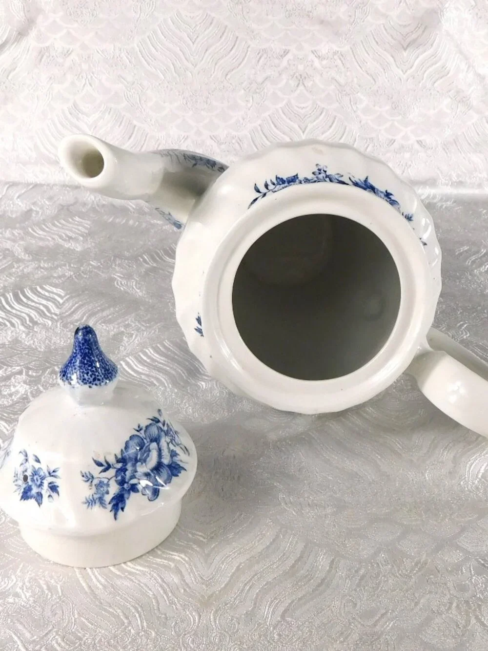 Hostess Tableware by Beacon Hill Coffee Pot in Beacon Hill Blue # 27804